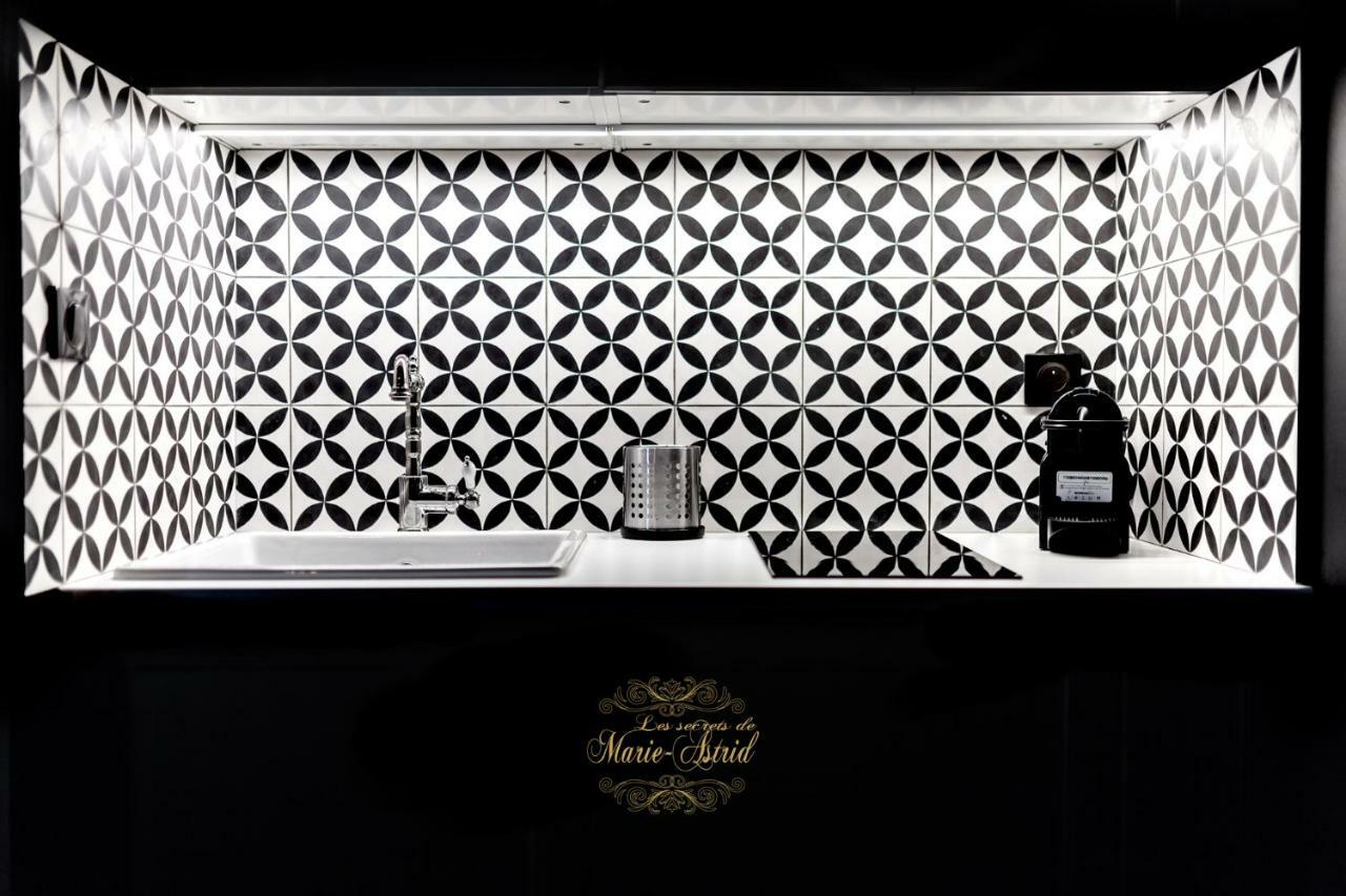 Les Secrets De Marie-Astrid, Suite Love Room Bordeaux Exterior photo